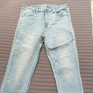 American eagle light wash jeans
